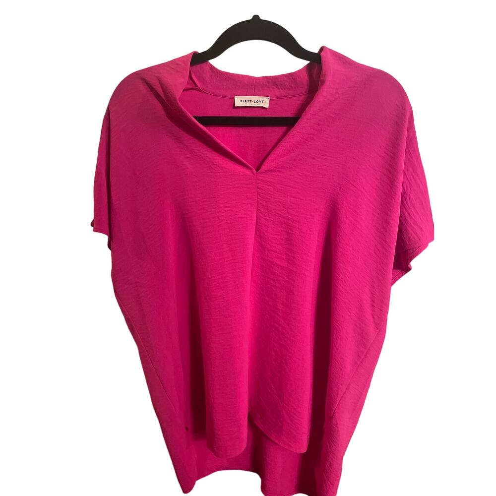 Women’s blouse small brand First Love